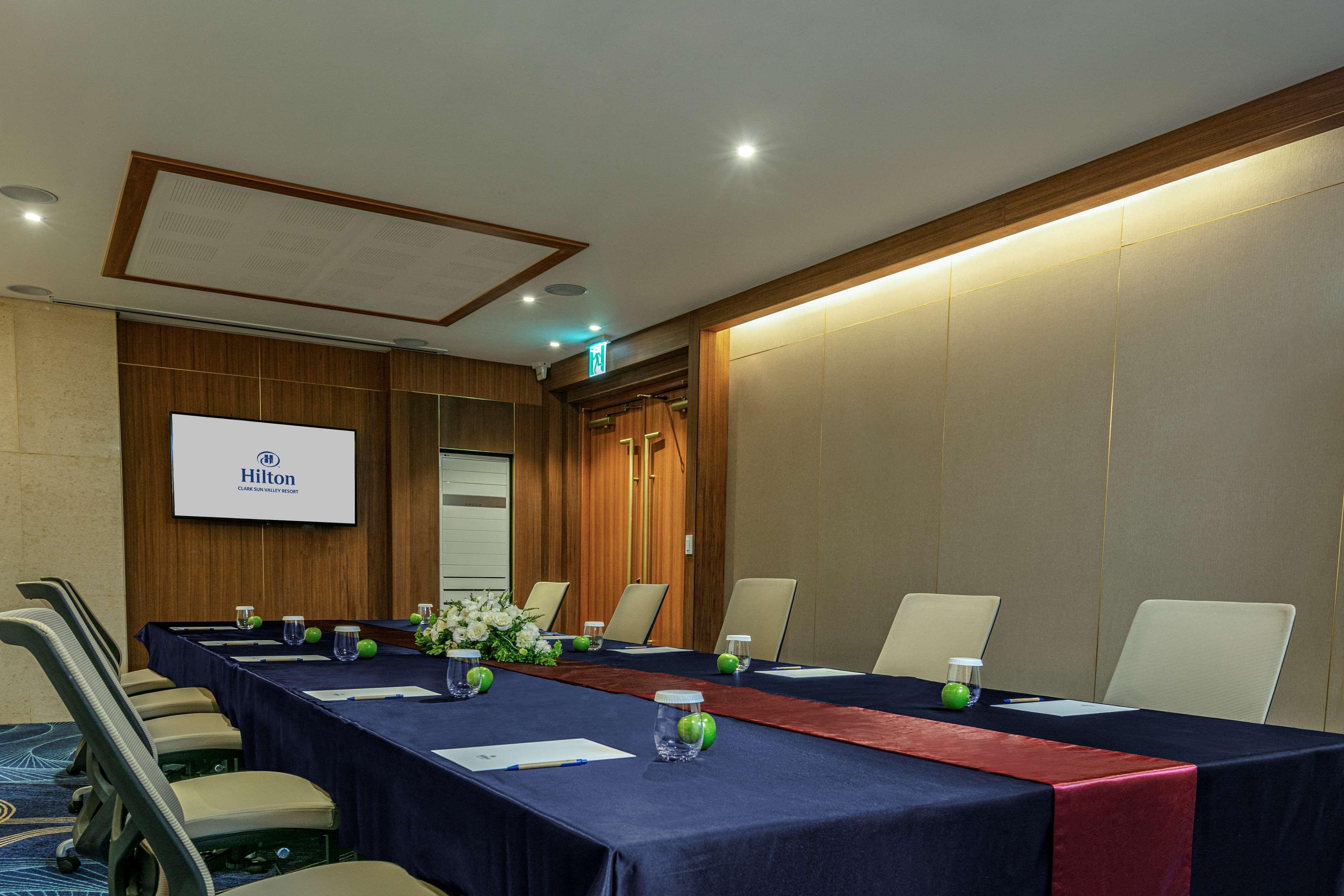 Hilton Clark Sun Valley Resort Clark Field Εξωτερικό φωτογραφία