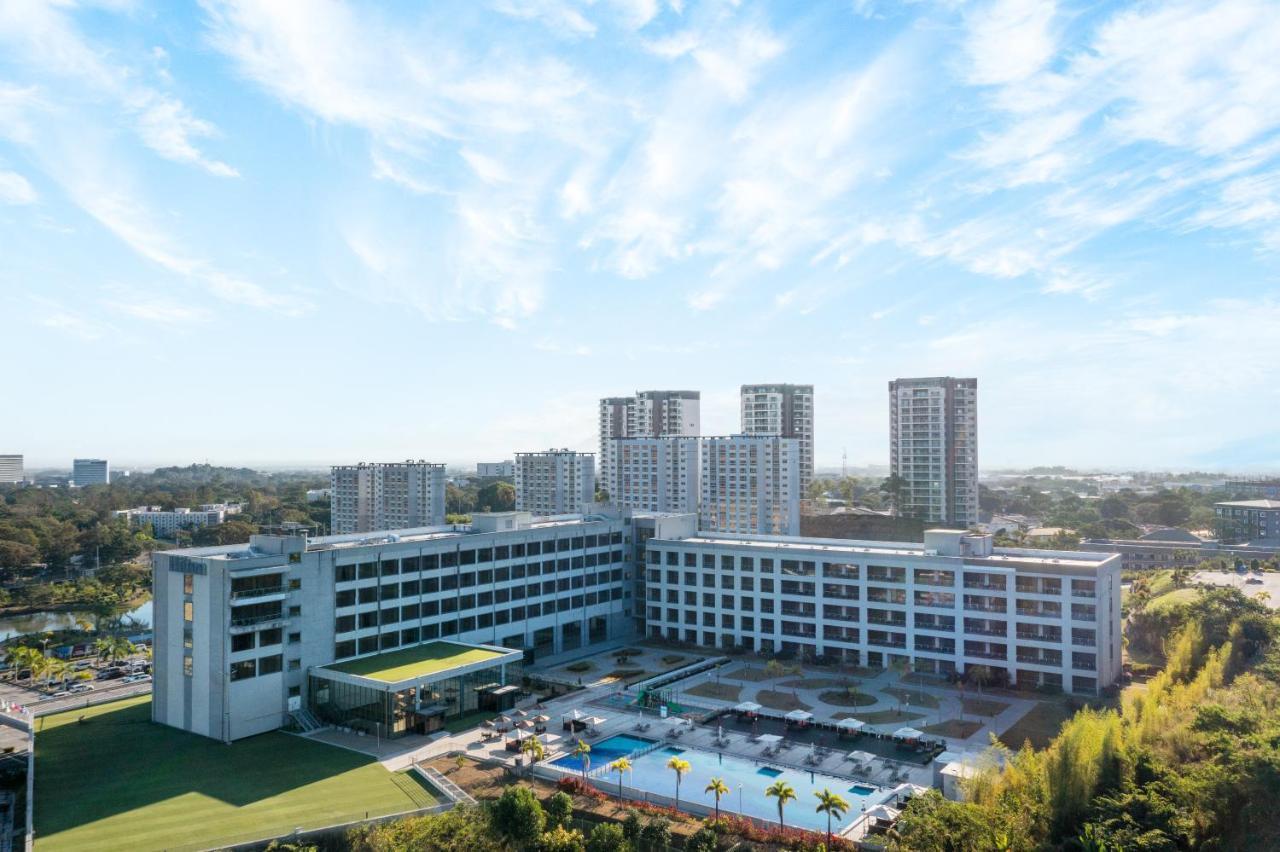 Hilton Clark Sun Valley Resort Clark Field Εξωτερικό φωτογραφία